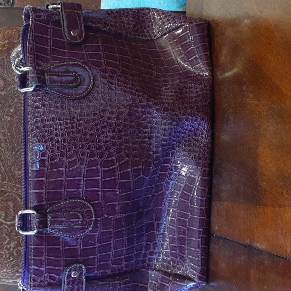 Purse - Picture 2 of 5